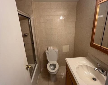 9730 91st Street - Photo Thumbnail 15