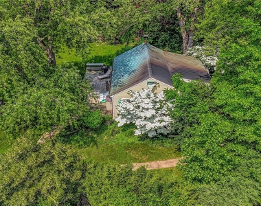 400 Town Creek Lane - Photo Thumbnail 1