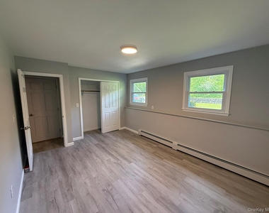 1661 Little Britain Road - Photo Thumbnail 18
