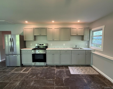 1661 Little Britain Road - Photo Thumbnail 8