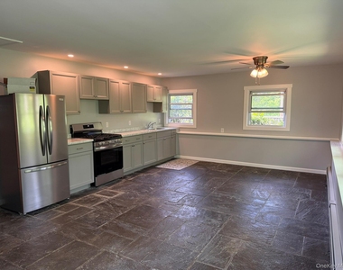 1661 Little Britain Road - Photo Thumbnail 6