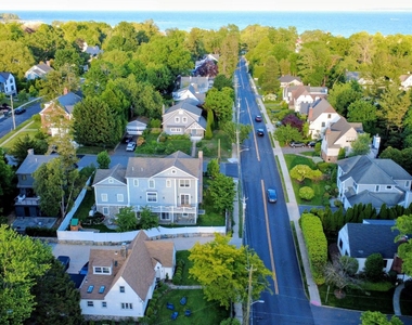 319 Oakland Beach Avenue - Photo Thumbnail 24