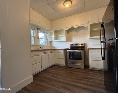 60-62 Lawrence Street - Photo Thumbnail 4