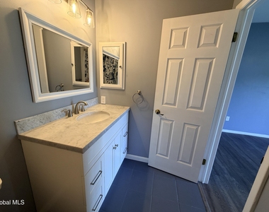 413 Diamond Rock Circle - Photo Thumbnail 21