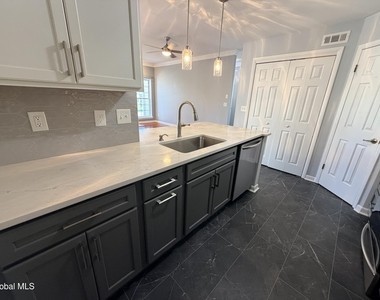 413 Diamond Rock Circle - Photo Thumbnail 7