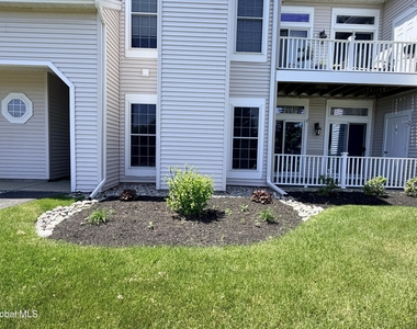 413 Diamond Rock Circle - Photo Thumbnail 2