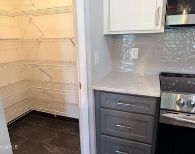 413 Diamond Rock Circle - Photo Thumbnail 15