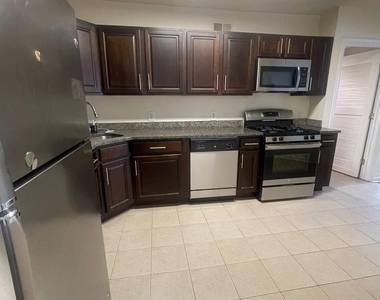 1503 Plymouth Road - Photo Thumbnail 4