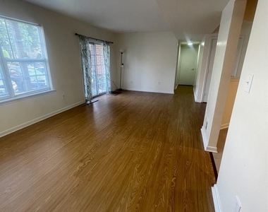 1503 Plymouth Road - Photo Thumbnail 8