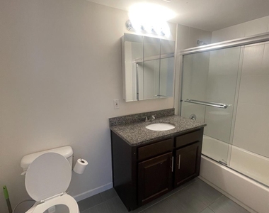 1503 Plymouth Road - Photo Thumbnail 13