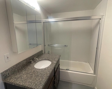 1503 Plymouth Road - Photo Thumbnail 17