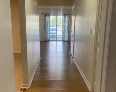 1503 Plymouth Road - Photo Thumbnail 2