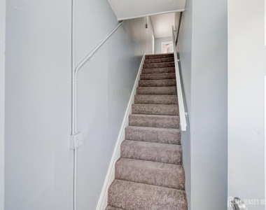 314 Seaman Street - Photo Thumbnail 18