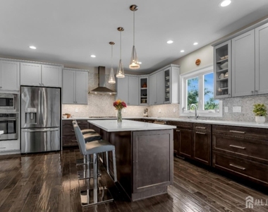 9 Jaimeson Way - Photo Thumbnail 9
