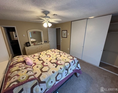 186 Newport Road - Photo Thumbnail 5