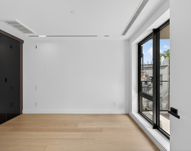 61 N Henry Street - Photo Thumbnail 7
