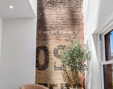 460 Greenwich Street - Photo Thumbnail 6