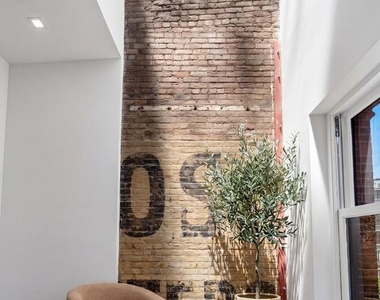 460 Greenwich Street - Photo Thumbnail 1