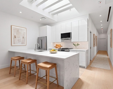 460 Greenwich Street - Photo Thumbnail 9