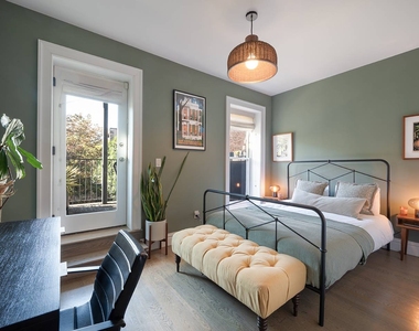 202 Bergen Street - Photo Thumbnail 5