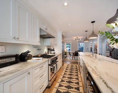 202 Bergen Street - Photo Thumbnail 1