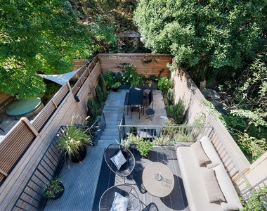 202 Bergen Street - Photo Thumbnail 12