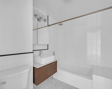 419 E 117th Street - Photo Thumbnail 13