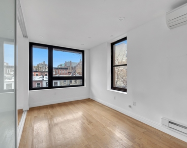 419 E 117th Street - Photo Thumbnail 4