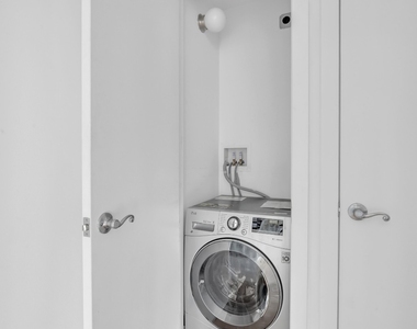 419 E 117th Street - Photo Thumbnail 7