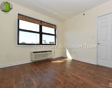 30-37 38th Street - Photo Thumbnail 7