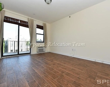30-37 38th Street - Photo Thumbnail 5