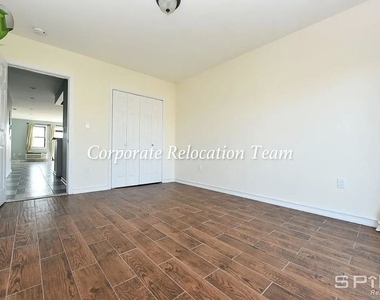 30-37 38th Street - Photo Thumbnail 6