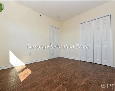 30-37 38th Street - Photo Thumbnail 9