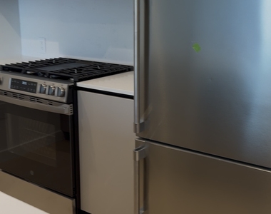569 Fulton Street - Photo Thumbnail 6