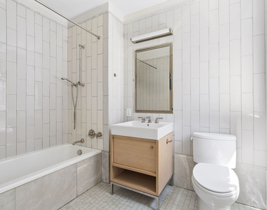 301 E 50th Street - Photo Thumbnail 8