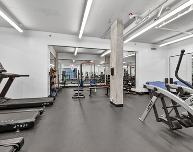 308 E 38th Street - Photo Thumbnail 10