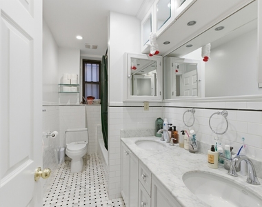31 Tiemann Place - Photo Thumbnail 6