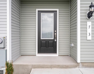 73 Cramsford Street - Photo Thumbnail 6