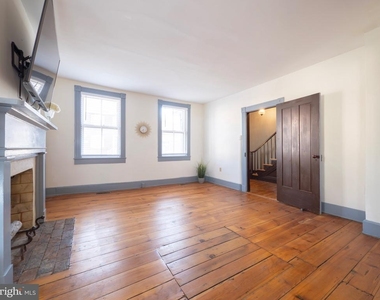 703 S Loudoun Street - Photo Thumbnail 6