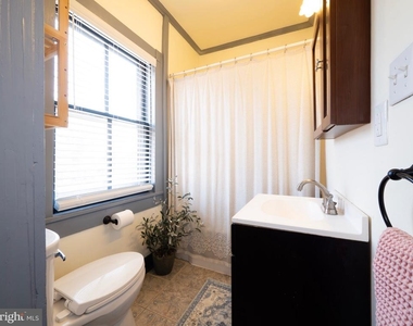 703 S Loudoun Street - Photo Thumbnail 22