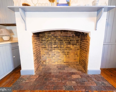 703 S Loudoun Street - Photo Thumbnail 13