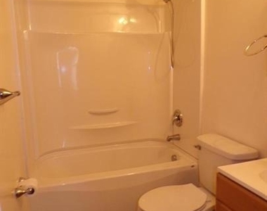 111 Walnut Drive - Photo Thumbnail 23