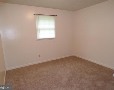 111 Walnut Drive - Photo Thumbnail 21