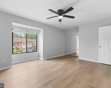 2813 Cambridge Drive - Photo Thumbnail 19