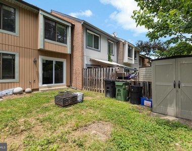 2813 Cambridge Drive - Photo Thumbnail 26