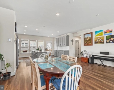 1680 Dunnington Place - Photo Thumbnail 13