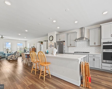 1680 Dunnington Place - Photo Thumbnail 10