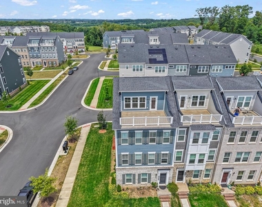 1680 Dunnington Place - Photo Thumbnail 4