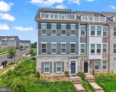 1680 Dunnington Place - Photo Thumbnail 2
