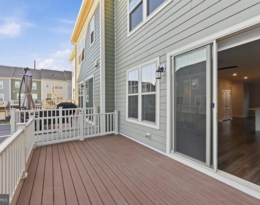 9309 Barnes Loop - Photo Thumbnail 26
